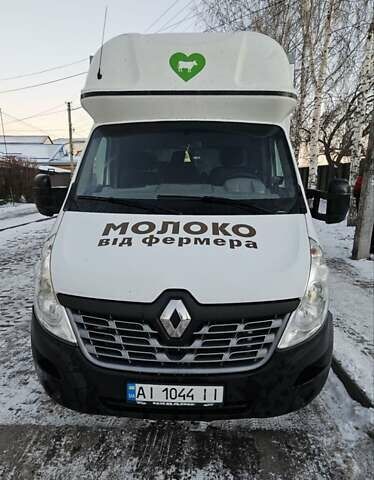 Белый Рено Мастер, объемом двигателя 2.3 л и пробегом 700 тыс. км за 17500 $, фото 1 на Automoto.ua