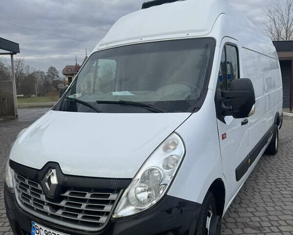 Белый Рено Мастер, объемом двигателя 2.3 л и пробегом 450 тыс. км за 20000 $, фото 1 на Automoto.ua