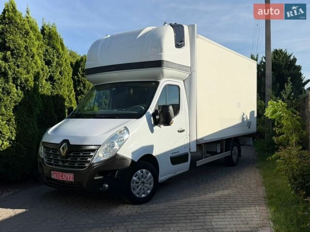 Белый Рено Мастер, объемом двигателя 2.3 л и пробегом 264 тыс. км за 18000 $, фото 1 на Automoto.ua