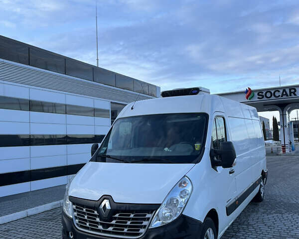 Белый Рено Мастер, объемом двигателя 2.3 л и пробегом 317 тыс. км за 17499 $, фото 1 на Automoto.ua