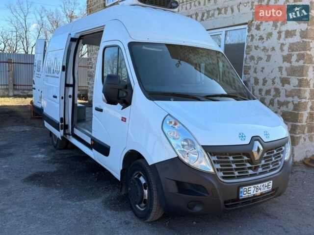 Белый Рено Мастер, объемом двигателя 2.3 л и пробегом 262 тыс. км за 19000 $, фото 1 на Automoto.ua