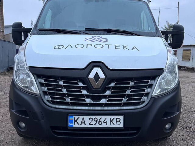 Белый Рено Мастер, объемом двигателя 2.3 л и пробегом 450 тыс. км за 21000 $, фото 1 на Automoto.ua