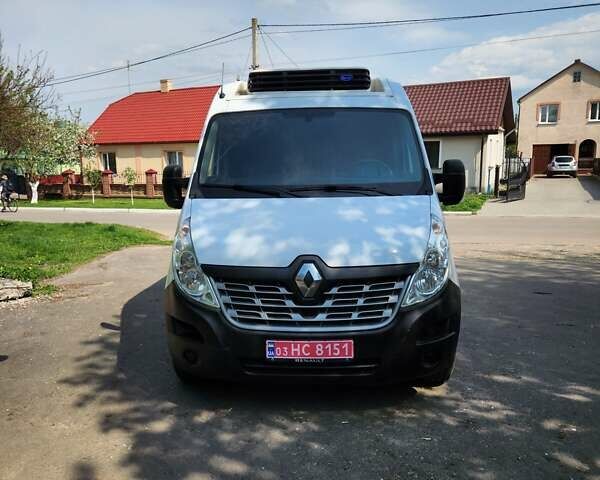 Белый Рено Мастер, объемом двигателя 2.3 л и пробегом 187 тыс. км за 19600 $, фото 1 на Automoto.ua
