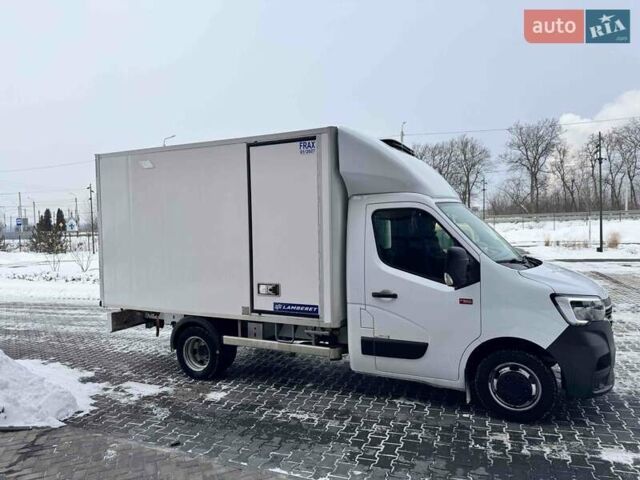 Білий Рено Мастєр, об'ємом двигуна 2.3 л та пробігом 275 тис. км за 29999 $, фото 1 на Automoto.ua