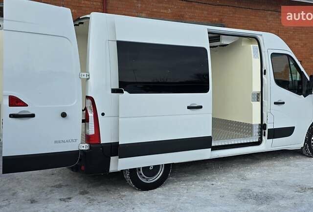 Білий Рено Мастєр, об'ємом двигуна 2.3 л та пробігом 171 тис. км за 19500 $, фото 1 на Automoto.ua