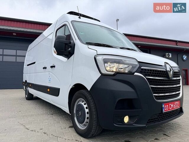 Белый Рено Мастер, объемом двигателя 2.3 л и пробегом 168 тыс. км за 20777 $, фото 1 на Automoto.ua