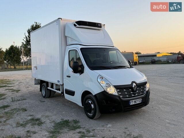 Белый Рено Мастер, объемом двигателя 2.3 л и пробегом 235 тыс. км за 26500 $, фото 1 на Automoto.ua