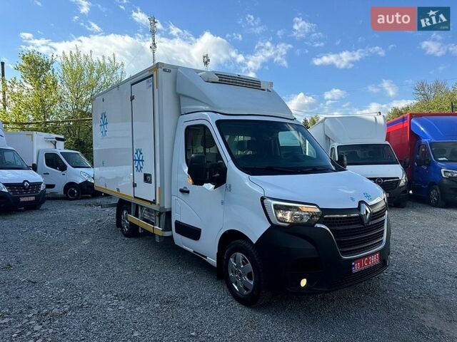 Белый Рено Мастер, объемом двигателя 2.3 л и пробегом 176 тыс. км за 27900 $, фото 1 на Automoto.ua
