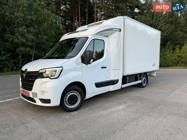 Белый Рено Мастер, объемом двигателя 2.3 л и пробегом 261 тыс. км за 23900 $, фото 1 на Automoto.ua