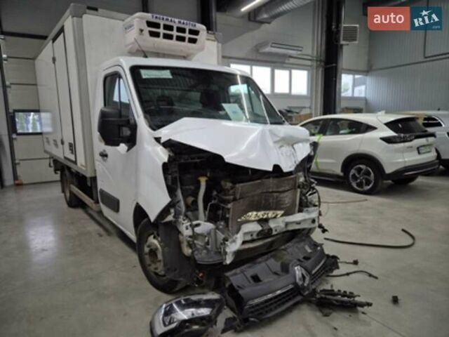 Білий Рено Мастєр, об'ємом двигуна 2.3 л та пробігом 170 тис. км за 16000 $, фото 1 на Automoto.ua