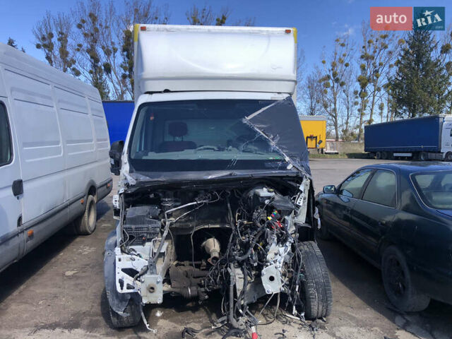 Рено Мастєр 2015 у Львові на Automoto.ua Білий Рено Мастєр, об'ємом двигуна 2.3 л та пробігом 250 тис. км за 7000 $, фото 1 на Automoto.ua