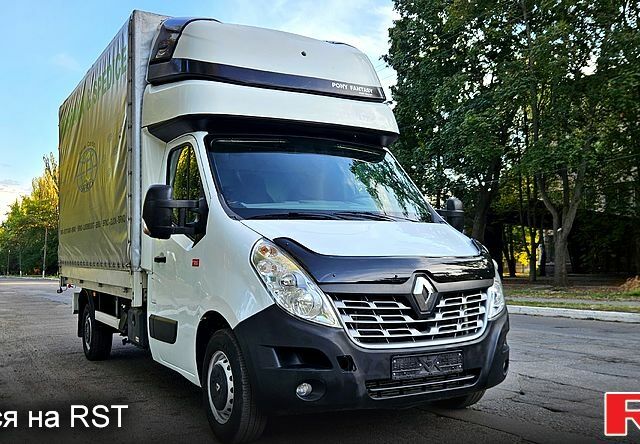 Белый Рено Мастер, объемом двигателя 2.3 л и пробегом 193 тыс. км за 12800 $, фото 1 на Automoto.ua