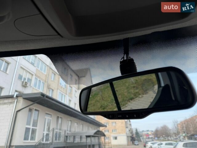 Белый Рено Мастер, объемом двигателя 2.3 л и пробегом 255 тыс. км за 20500 $, фото 1 на Automoto.ua