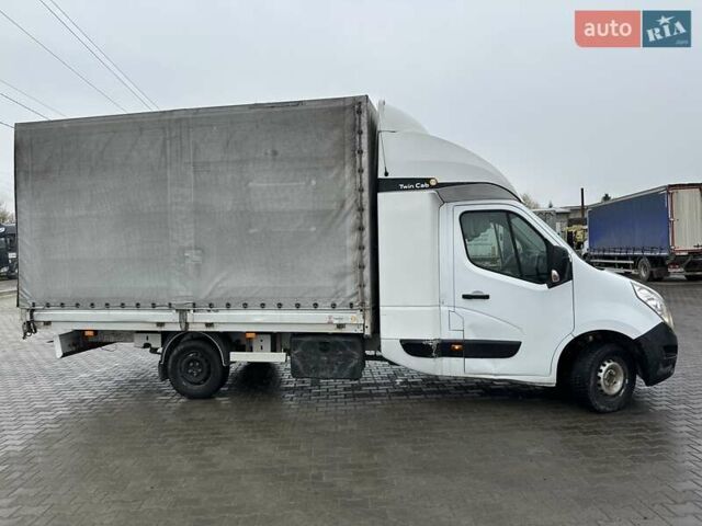 Білий Рено Мастєр, об'ємом двигуна 2.3 л та пробігом 611 тис. км за 12900 $, фото 1 на Automoto.ua