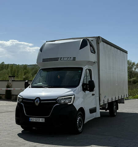 Белый Рено Мастер, объемом двигателя 2.3 л и пробегом 320 тыс. км за 17950 $, фото 1 на Automoto.ua