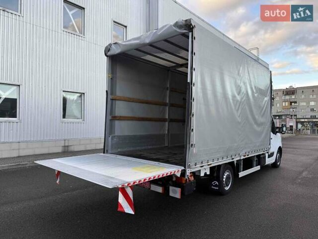Белый Рено Мастер, объемом двигателя 2.3 л и пробегом 290 тыс. км за 22200 $, фото 1 на Automoto.ua