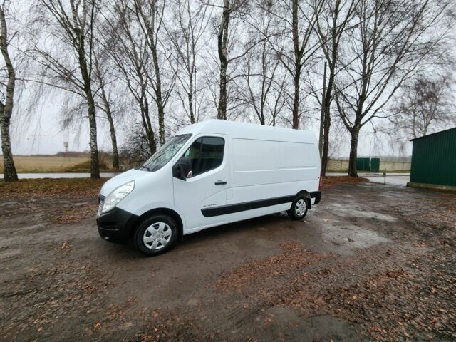 Белый Рено Мастер, объемом двигателя 2.3 л и пробегом 212 тыс. км за 15700 $, фото 1 на Automoto.ua