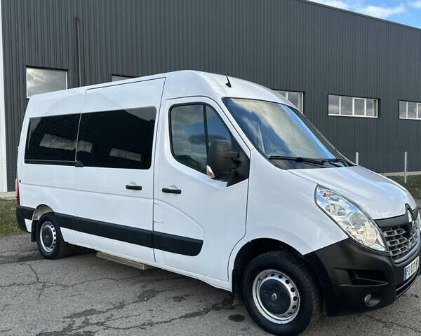 Белый Рено Мастер, объемом двигателя 2.3 л и пробегом 325 тыс. км за 18300 $, фото 1 на Automoto.ua