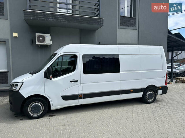 Белый Рено Мастер, объемом двигателя 2.3 л и пробегом 290 тыс. км за 23900 $, фото 1 на Automoto.ua