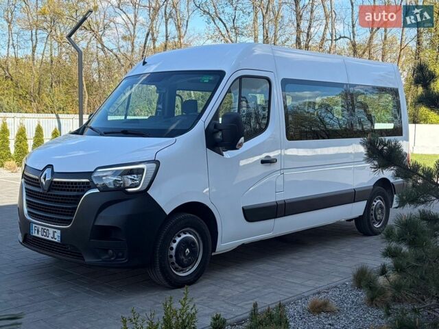 Белый Рено Мастер, объемом двигателя 2.3 л и пробегом 207 тыс. км за 25900 $, фото 1 на Automoto.ua