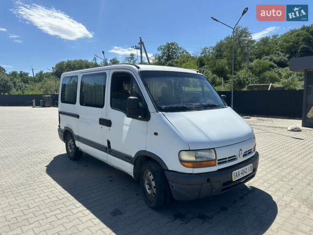 Белый Рено Мастер, объемом двигателя 2.5 л и пробегом 471 тыс. км за 3999 $, фото 1 на Automoto.ua