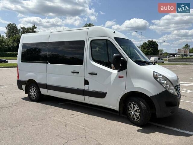 Белый Рено Мастер, объемом двигателя 2.3 л и пробегом 238 тыс. км за 14800 $, фото 1 на Automoto.ua