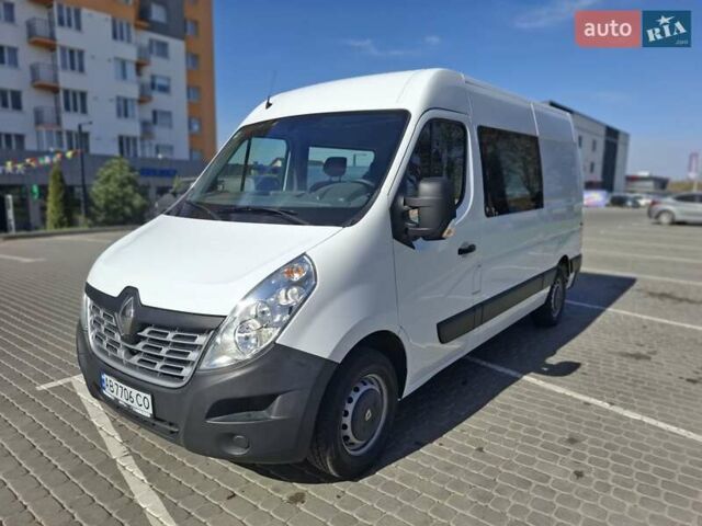 Белый Рено Мастер, объемом двигателя 2.3 л и пробегом 262 тыс. км за 17900 $, фото 1 на Automoto.ua