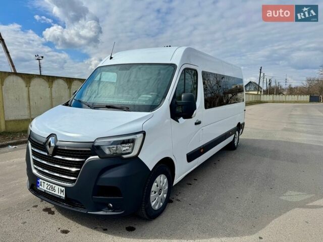 Белый Рено Мастер, объемом двигателя 2.3 л и пробегом 275 тыс. км за 23999 $, фото 1 на Automoto.ua