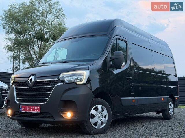 Черный Рено Мастер, объемом двигателя 2.3 л и пробегом 182 тыс. км за 21600 $, фото 1 на Automoto.ua