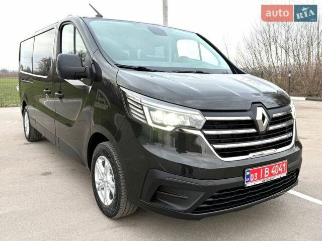 Чорний Рено Мастєр, об'ємом двигуна 2 л та пробігом 130 тис. км за 36600 $, фото 1 на Automoto.ua