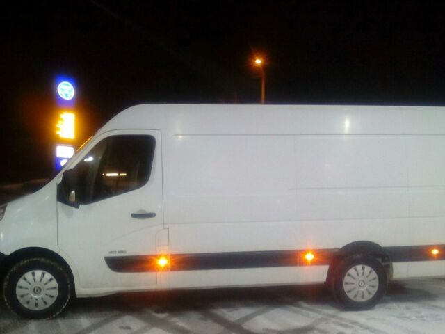 Белый Рено Мастер груз., объемом двигателя 2.3 л и пробегом 280 тыс. км за 12000 $, фото 1 на Automoto.ua