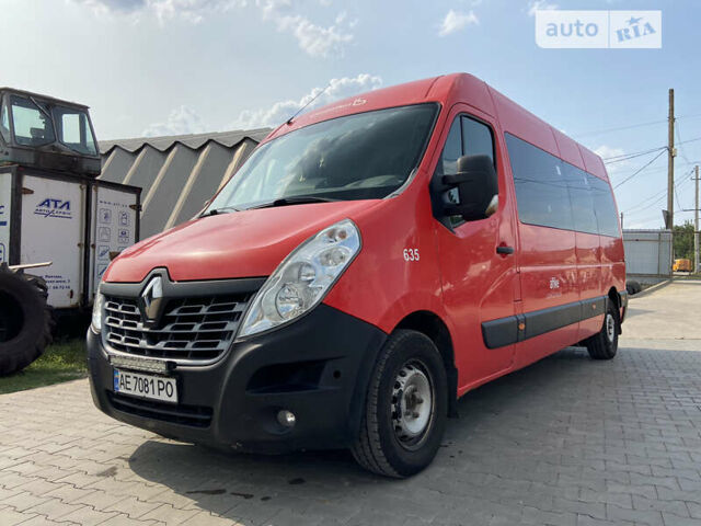 Красный Рено Мастер, объемом двигателя 2.3 л и пробегом 263 тыс. км за 18000 $, фото 1 на Automoto.ua
