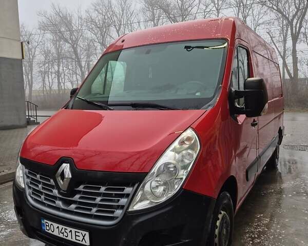 Красный Рено Мастер, объемом двигателя 2.3 л и пробегом 380 тыс. км за 17500 $, фото 1 на Automoto.ua
