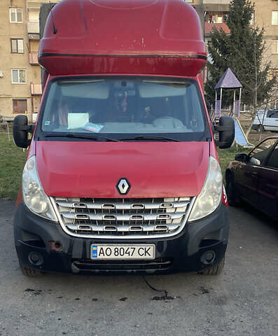 Красный Рено Мастер, объемом двигателя 2.3 л и пробегом 824 тыс. км за 12200 $, фото 1 на Automoto.ua