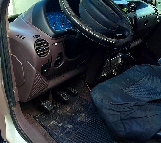 Рено Мастєр, об'ємом двигуна 2.8 л та пробігом 400 тис. км за 4000 $, фото 1 на Automoto.ua