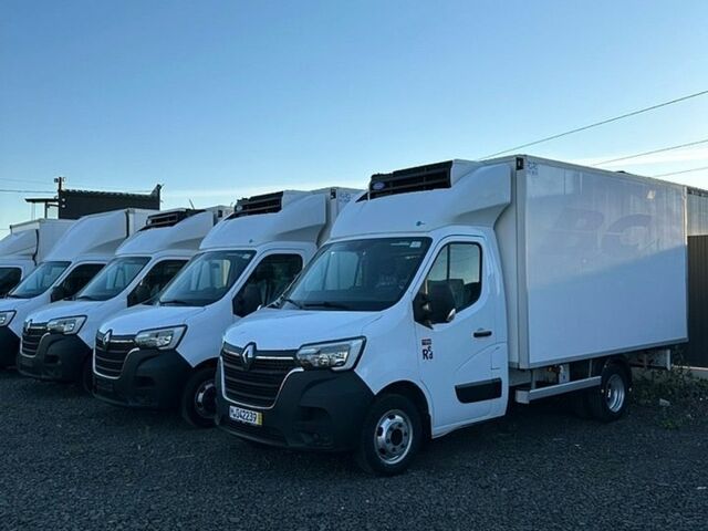Рено Мастєр, об'ємом двигуна 2.3 л та пробігом 232 тис. км за 31750 $, фото 1 на Automoto.ua