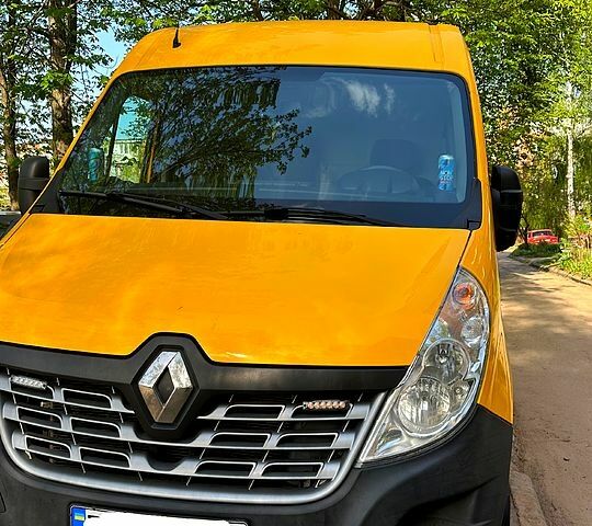 Желтый Рено Мастер, объемом двигателя 2.3 л и пробегом 190 тыс. км за 22000 $, фото 1 на Automoto.ua