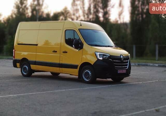 Желтый Рено Мастер, объемом двигателя 2.3 л и пробегом 178 тыс. км за 16950 $, фото 1 на Automoto.ua