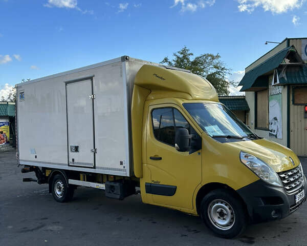 Желтый Рено Мастер, объемом двигателя 2.3 л и пробегом 400 тыс. км за 16000 $, фото 1 на Automoto.ua