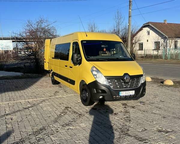 Желтый Рено Мастер, объемом двигателя 2.3 л и пробегом 600 тыс. км за 16500 $, фото 1 на Automoto.ua