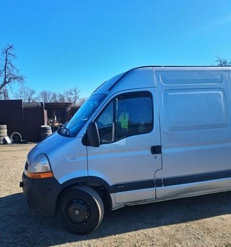 Серый Рено Мастер, объемом двигателя 2.46 л и пробегом 368 тыс. км за 5000 $, фото 1 на Automoto.ua