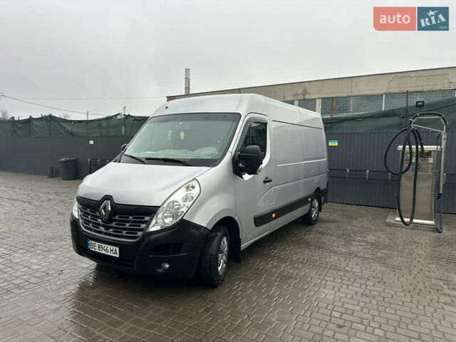 Серый Рено Мастер, объемом двигателя 2.3 л и пробегом 275 тыс. км за 15600 $, фото 1 на Automoto.ua