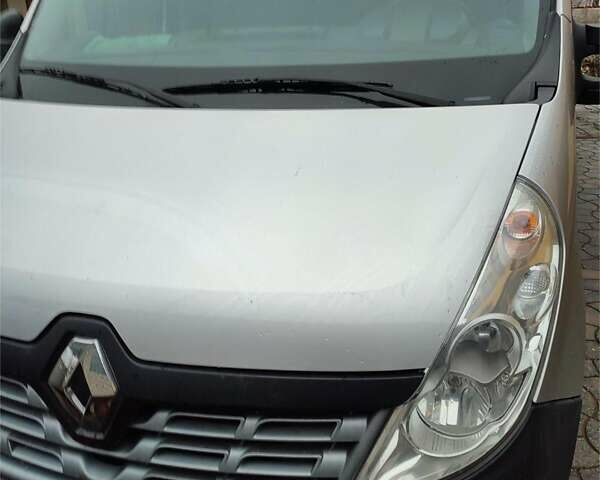 Серый Рено Мастер, объемом двигателя 2.3 л и пробегом 220 тыс. км за 16500 $, фото 1 на Automoto.ua