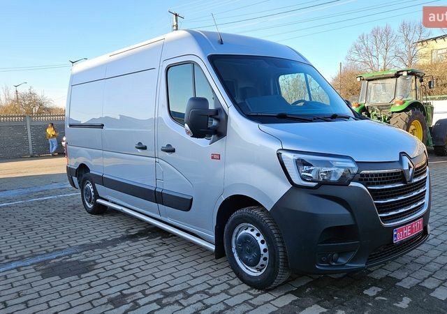 Серый Рено Мастер, объемом двигателя 2.3 л и пробегом 178 тыс. км за 18900 $, фото 1 на Automoto.ua