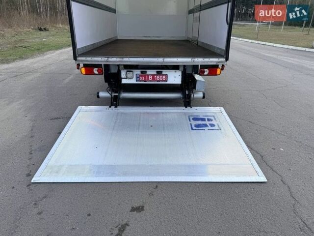 Серый Рено Мастер, объемом двигателя 2.3 л и пробегом 287 тыс. км за 24999 $, фото 1 на Automoto.ua