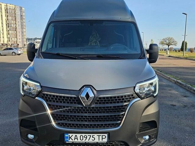 Серый Рено Мастер, объемом двигателя 2.3 л и пробегом 87 тыс. км за 32000 $, фото 1 на Automoto.ua