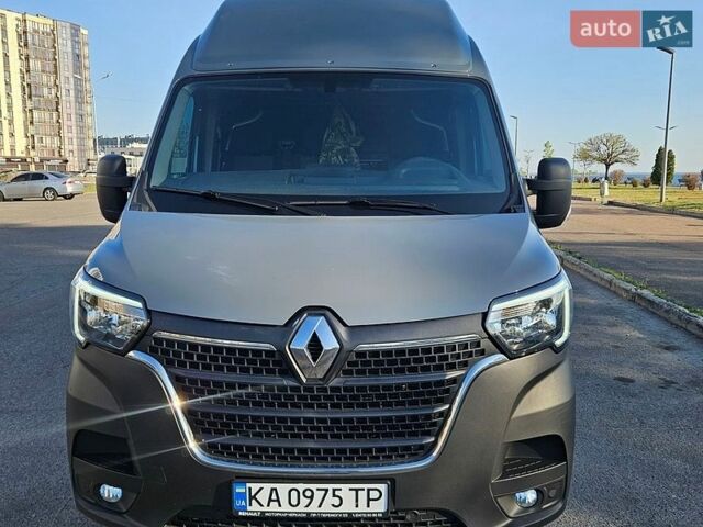 Серый Рено Мастер, объемом двигателя 2.3 л и пробегом 87 тыс. км за 32000 $, фото 1 на Automoto.ua