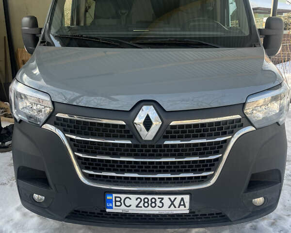 Серый Рено Мастер, объемом двигателя 2.3 л и пробегом 179 тыс. км за 34000 $, фото 1 на Automoto.ua