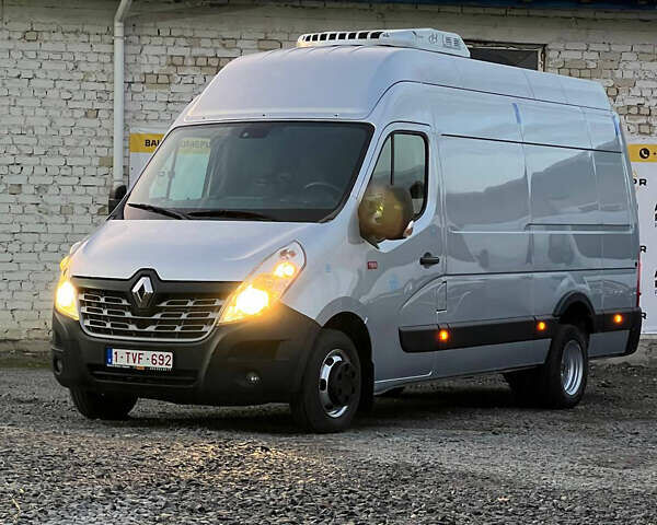 Серый Рено Мастер, объемом двигателя 0 л и пробегом 346 тыс. км за 24300 $, фото 1 на Automoto.ua