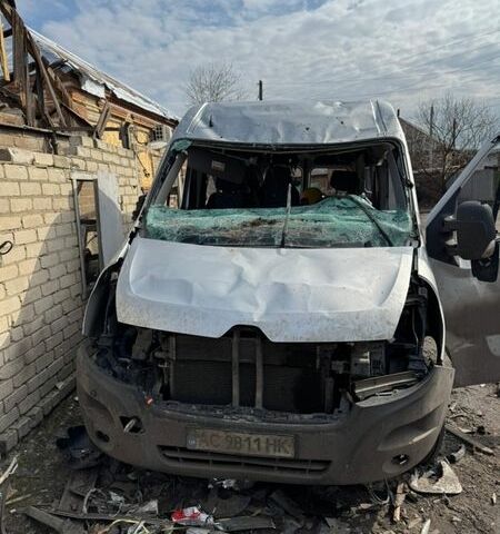 Серый Рено Мастер, объемом двигателя 2.3 л и пробегом 307 тыс. км за 2269 $, фото 1 на Automoto.ua